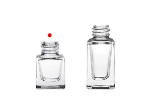 Flacon en verre transparent en forme de cube de 5 ml avec bec verseur PP18-5