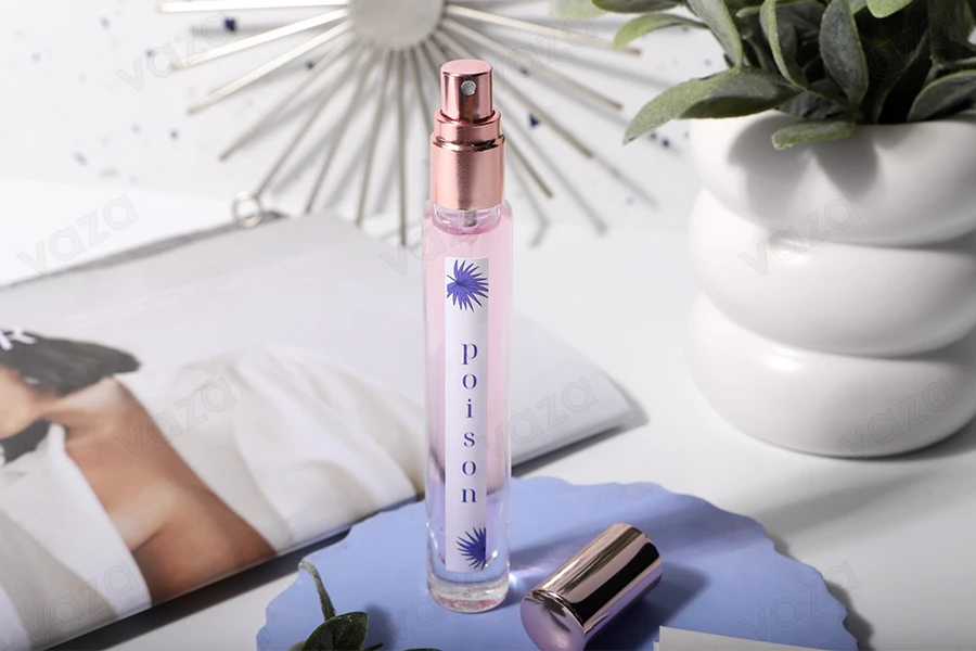 Bottiglietta di vetro da 10 ml con base rotonda, tappo e spray in alluminio.-gruppo_immagini