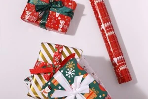 Weihnachts-Geschenkpapier 70cm in einer Rolle von 10 Metern, in verschiedenen Designs-3