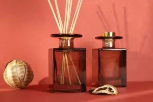 Glass bottle 150 ml in amber color for reed diffuser-3