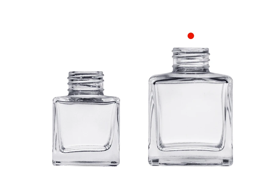 Γυάλινο μπουκάλι 100 ml (PP28) τετράγωνο κατάλληλο για αρωματικό χώρου