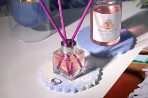 Γυάλινο μπουκάλι 50 ml (PP28) τετράγωνο κατάλληλο για αρωματικό χώρου-3