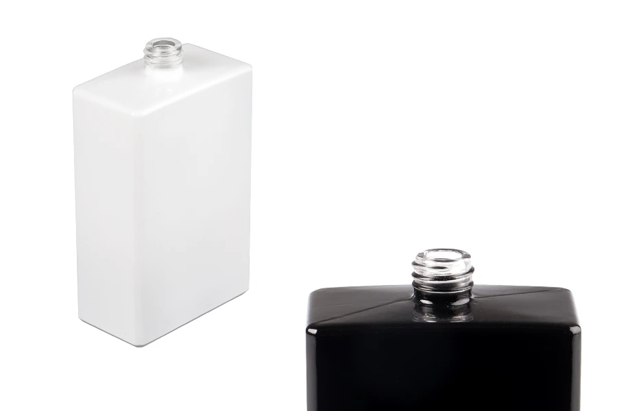 Γυάλινη φιάλη αρωμάτων 100ml (15/400) σε ορθογώνιο σχήμα μαύρο ή λευκό χρώμα