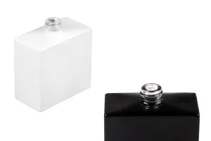 Γυάλινη φιάλη αρωμάτων 50ml (15/400) σε ορθογώνιο σχήμα μαύρο ή λευκό χρώμα