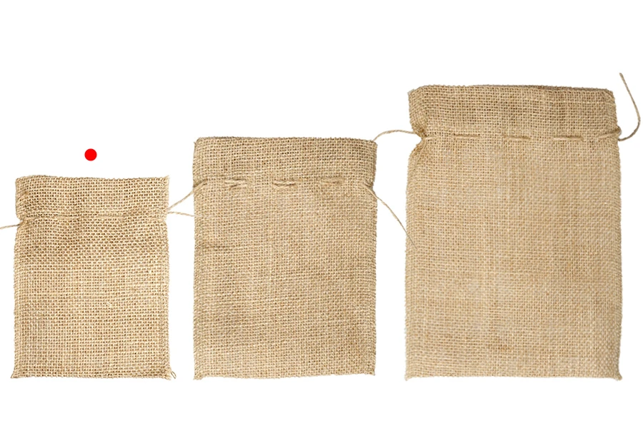 Busta in tela 100x150 mm colore naturale - 50 pz Busta in tela 100x150 mm colore naturale - 50 pz