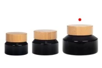 Glasbehälter für Creme 100ml in schwarzer Farbe mit Bambusdeckel und Kunststoffverschluss Glasbehälter für Creme 100ml in schwarzer Farbe mit Bambusdeckel und Kunststoffverschluss