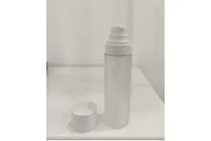 Flacone ricaricabile airless in plastica da 50 ml per crema con custodia esterna in vetro satinato-2