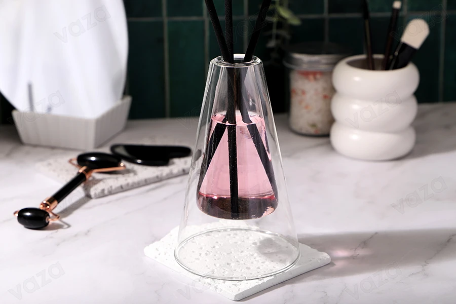 Enë qelqi me dy shtresa 155 ml (95x150 mm) e përshtatshme për aromatizues ambienti – transparente.-imazh_grup