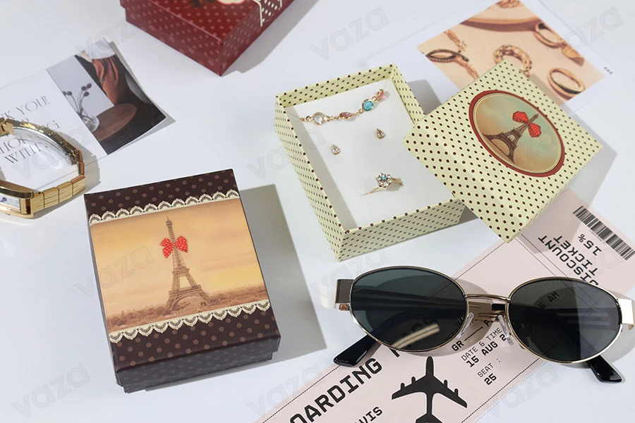 Boîte d'emballage en papier pour bijoux - lot de 12 pièces (Petit) Boîte d'emballage en papier pour bijoux - lot de 12 pièces (Petit)-photo_groupe