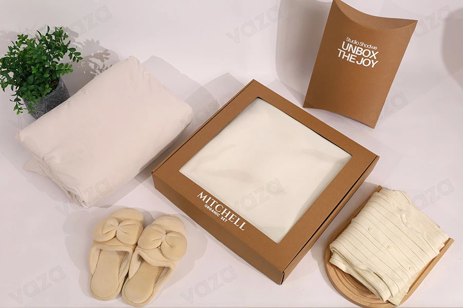 Kraft paper box with window in size 450x450x80 mm - Available in a package with 20pcs Kraft paper box with window in size 450x450x80 mm - Available in a package with 20pcs-image_group