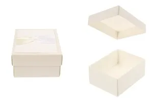 Boîte en papier blanc avec nœud beige et satin-1
