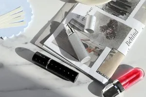 Vaporisateur de parfum de 10 ml en verre dans un étui en aluminium avec strass-3