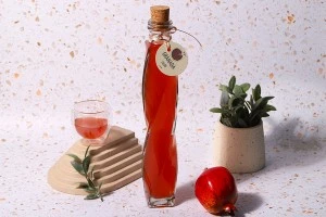 320ml glass bottle for olive oil, vinegar or spirits also suitable for decoration in size 56x290-3