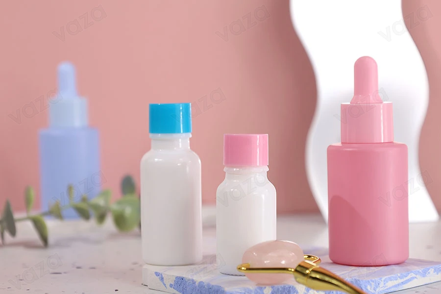 Tappo in plastica PP18 in vari colori con guarnizione interna e tappo di plastica - confezione da 20 pezzi.-gruppo_immagini
