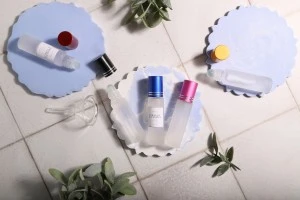 Flacon de sablage en verre Roll-on de 10 ml avec boule en verre en différentes couleurs-3