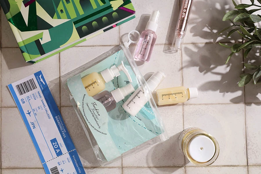 SET da viaggio bottigliette in busta di plastica con chiusura zip - 5 pz