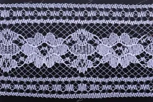 Pizzo (treccia) in nylon con larghezza di 52 mm -10 metri ciascuna-1