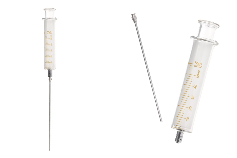 Γυάλινη σύριγγα 50ml, με μεταλλική μύτη και μεταλλική βελόνα Γυάλινη σύριγγα 50ml, με μεταλλική μύτη και μεταλλική βελόνα