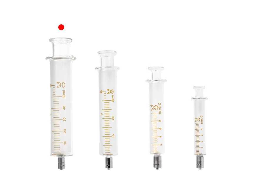 Γυάλινη σύριγγα 50ml, με μεταλλική μύτη και μεταλλική βελόνα Γυάλινη σύριγγα 50ml, με μεταλλική μύτη και μεταλλική βελόνα