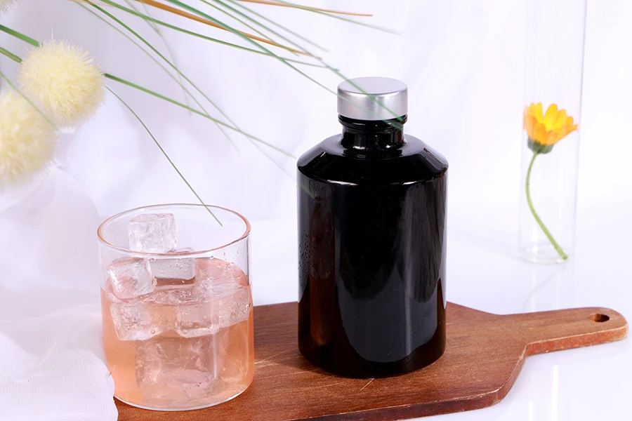Γυάλινο μπουκάλι κυλινδρικό 250 ml σε μαύρο ή λευκό χρώμα