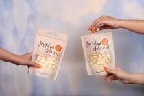 Σακουλάκια τύπου Doy Pack 150x40x230 mm με κλείσιμο "zip" και παράθυρο, χειρολαβή και δυνατότητα σφράγισης με θερμοκόλληση - 50 τμχ Σακουλάκια τύπου Doy Pack 150x40x230 mm με κλείσιμο "zip" και παράθυρο, χειρολαβή και δυνατότητα σφράγισης με θερμοκόλληση - 50 τμχ
