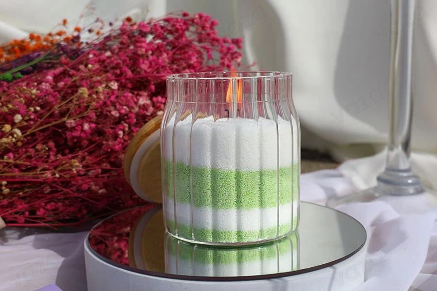 Sable à bougies de différentes couleurs et parfums-photo_groupe