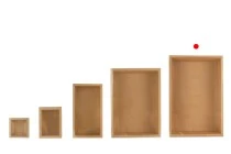 Χάρτινο κουτί συσκευασίας (300gsm) 300x200x60 mm με συρταρωτό διάφανο παράθυρο σε λευκό και κράφτ χρώμα- 12 τμχ