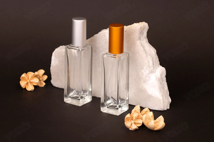 Flacone di vetro da 20 ml con spray e tappo opaco (PP 15), disponibile nei colori argento o oro - confezione da 12 pezzi.-εικόνα_σύνθεση