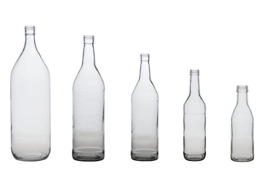 Μπουκάλι για ούζο με βιδωτό στόμιο 200 ml (PP 28) Μπουκάλι για ούζο με βιδωτό στόμιο 200 ml (PP 28)
