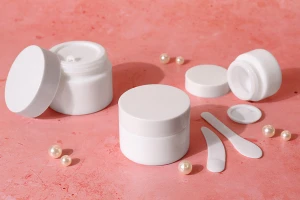 15ml white glass jar for creams with cap, liner and plastic sealing disc.-εικόνα_σύνθεση