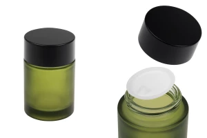 Pot de 50 ml vert mat avec couvercle noir (et joint intérieur) et opercule en plastique-photo_produit
