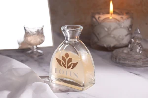 Bouteille en verre de 100 ml sans bouchon-photo_groupe