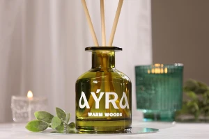 Μπουκάλι 150 ml γυάλινο σε αμμοβολή η λαδί χρώμα-εικόνα_σύνθεση