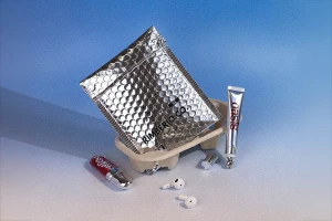 Φάκελοι με φυσαλίδες αέρα 13x13 cm σε ασημί γυαλιστερό χρώμα - 10 τμχ-εικόνα_σύνθεση