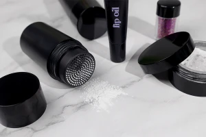 Μπουκαλάκι μαύρο 30 ml (44x122 mm) με οπές και καπάκι-3