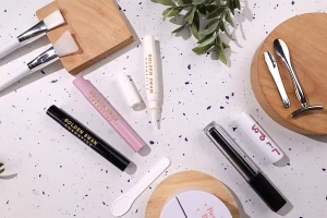 Leerer 5-ml-Stift mit Bürste zum Entfernen von Nagellack-bildgruppe