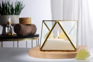 Decorative polygon glass candle holder-image_group
