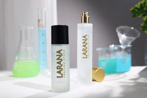 Sandgestrahlter Parfümflakon, 50 ml, mit Sprühkopf und Verschluss in verschiedenen matten Farben-εικόνα_σύνθεση