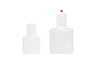 Γυάλινη φιάλη αρωμάτων 100 ml σε διάφορα χρώματα με σπρέι και καπάκι-εικόνα_σύνθεση