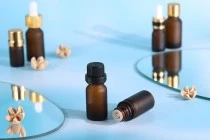 Γυάλινο μπουκαλάκι για αιθέρια έλαια 10 ml καραμελέ αμμοβολής με στόμιο PP 18