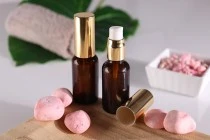 Γυάλινο μπουκαλάκι για αιθέρια έλαια καραμελέ 20 ml με στόμιο PP18