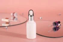 Γυάλινο μπουκαλάκι για αιθέρια έλαια 30 ml λευκό με στόμιο PP18