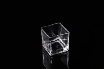Διακοσμητικό για ρεσώ 60x60 mm γυάλινο τετράγωνο Διακοσμητικό για ρεσώ 60x60 mm γυάλινο τετράγωνο