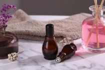 Μπουκαλάκι για αιθέρια έλαια 30 ml γυάλινο καραμελέ (PP18)