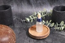 Γυάλινο μπουκαλάκι για αιθέρια έλαια 15 ml διάφανο αμμοβολής με στόμιο PP18