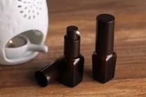Μπουκαλάκι 10 ml για αιθέρια έλαια γυάλινο, καραμελέ (PP18)