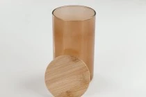 Βαζάκι γυάλινο 85x150 mm με ξύλινο καπάκι και λάστιχο Βαζάκι γυάλινο 85x150 mm με ξύλινο καπάκι και λάστιχο