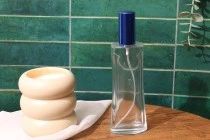 Οβάλ γυάλινη φιάλη αρωματοποιίας 100ml (18/415)