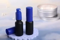 Γυάλινο μπουκαλάκι για αιθέρια έλαια 20 ml μαύρο αμμοβολής με στόμιο PP18