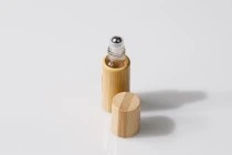 Μπουκαλάκι roll on 5 ml bamboo (γυάλινο εσωτερικά) με μεταλλική μπίλια - 6 τμχ Μπουκαλάκι roll on 5 ml bamboo (γυάλινο εσωτερικά) με μεταλλική μπίλια - 6 τμχ